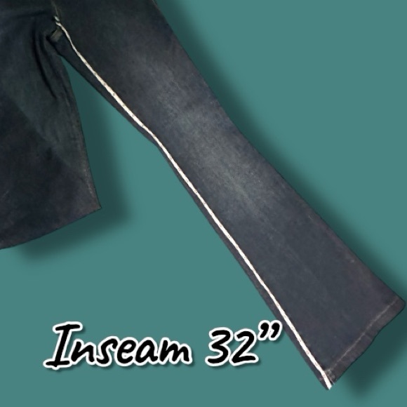 ✨HP✨NWT SPANXshape Original EveryWear Flare Jeans in Authentic Blue. Size SP - Picture 6 of 13